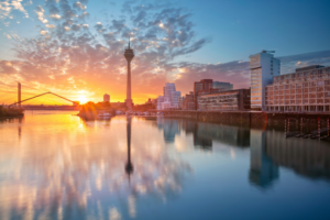 Freelancen-in-Düsseldorf-Wo-Projekte-auf-Komfort-treffen